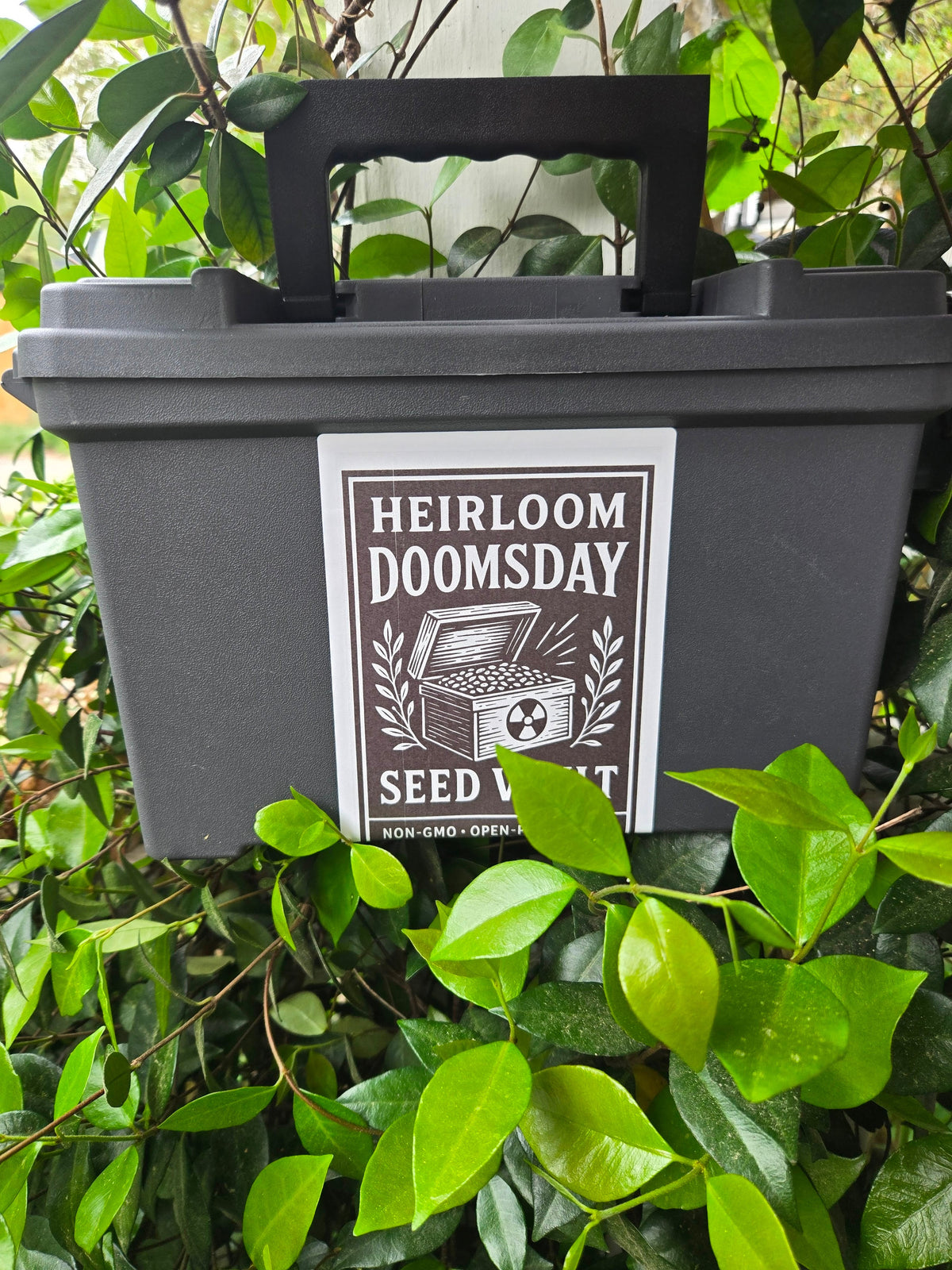 Organic Survival Seed bank 105 Variety Ultimate Heirloom Seed Vault for Survival and Preparedness